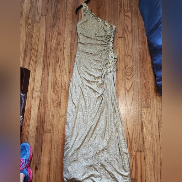 Betsy & Adam | Dresses | Betsy And Adam Long Gold Dress | Poshmark